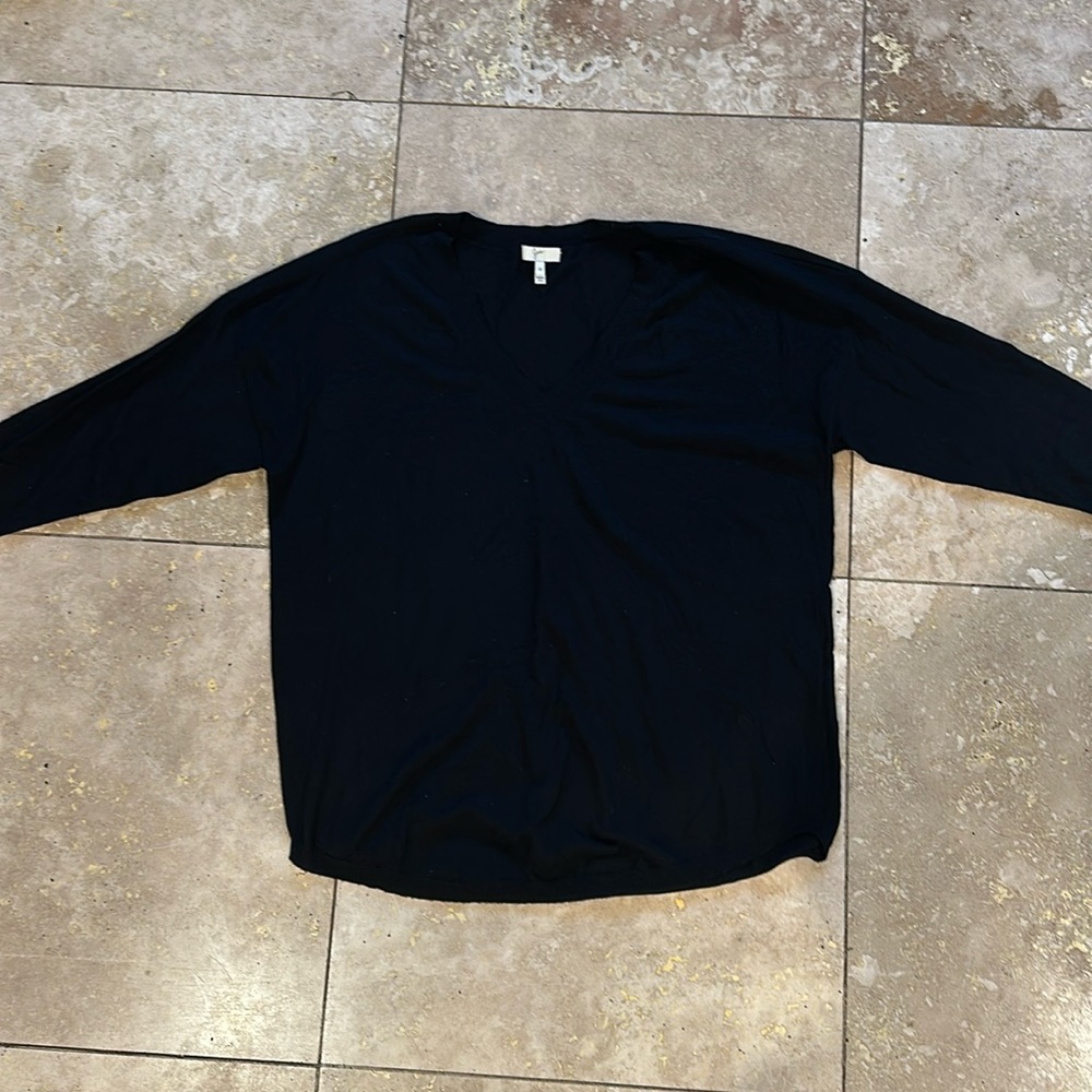 Joie Medium Black long sleeve v- neck sweater